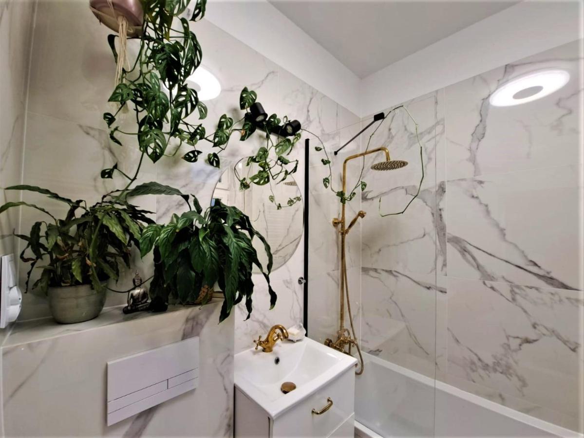 Bohema Apartement With Private Parking Torun Exterior photo