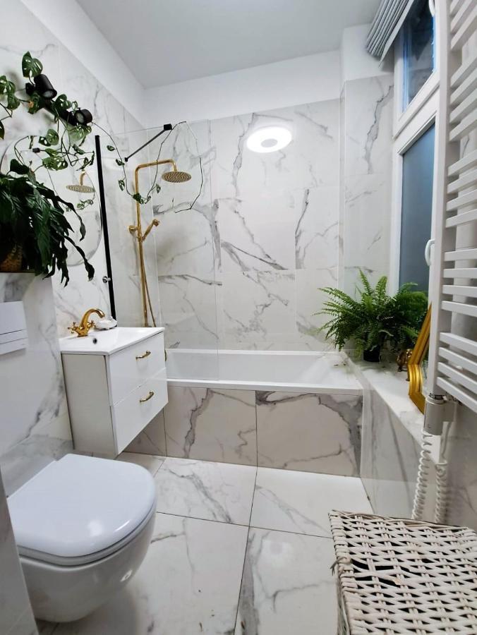 Bohema Apartement With Private Parking Torun Exterior photo